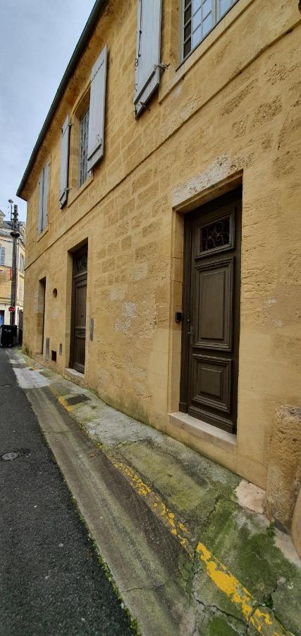 Appartement Duplex Au Coeur Du Centre Historique 贝尔热拉克 外观 照片